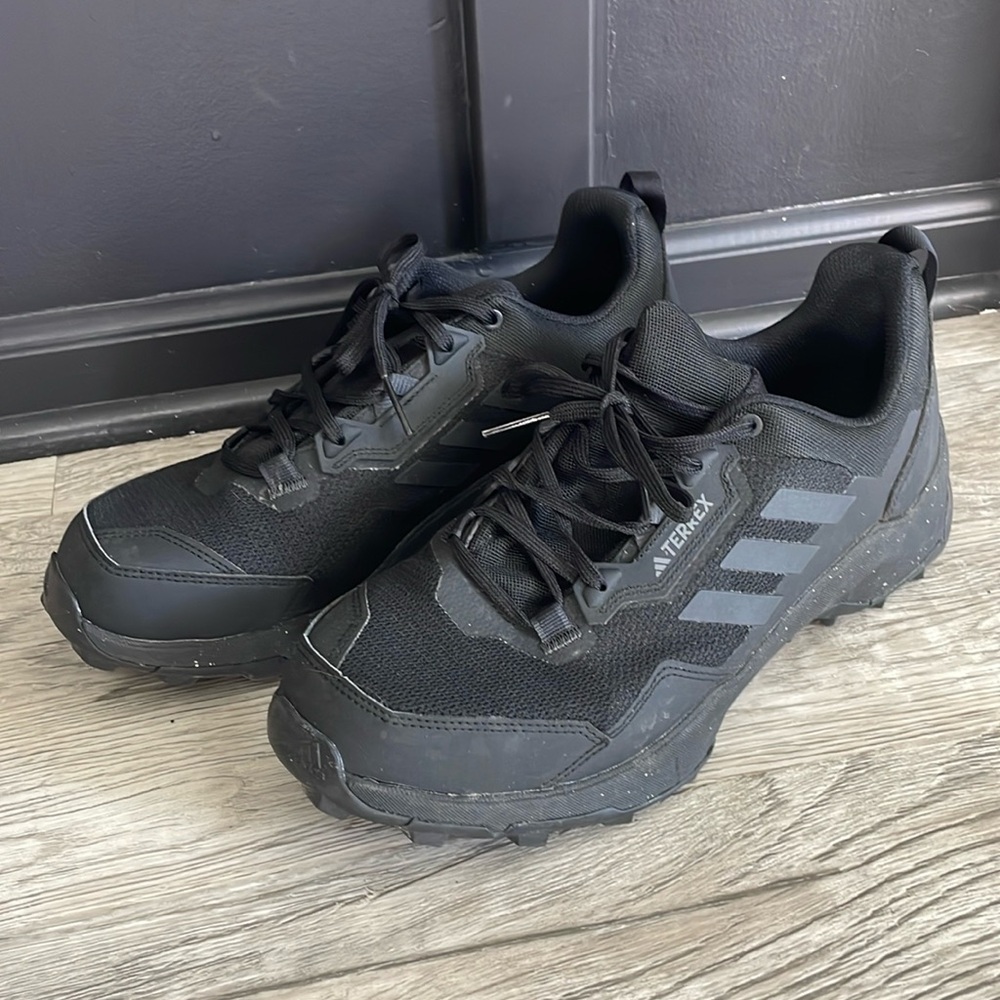 Men’s Hiking Shoes
